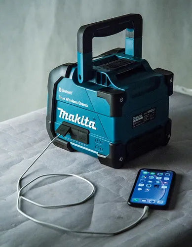 רמקול מגבר אלחוטי MAKITA DMR203Z 18V גוף בלבד! - תמונה 4