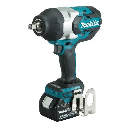 מפתח אימפקט “½ DTW1002RGE 18V עם 2 סוללות 6Ah ומטען