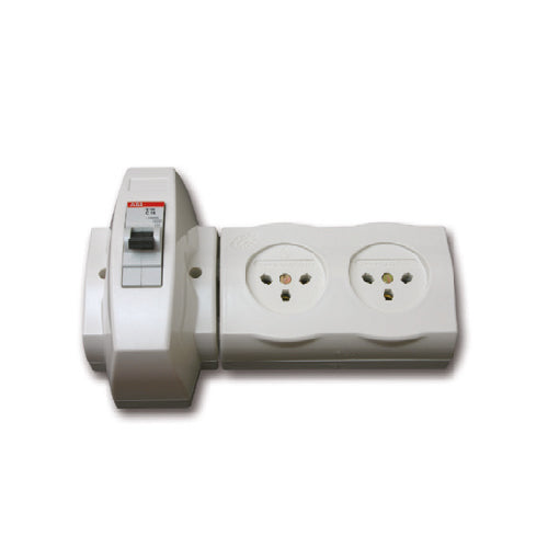 שקע כח P2M עם מאמ"ת- מחווט YARDEN בצבע לבן מתח/זרם 230V/16A FETAYA